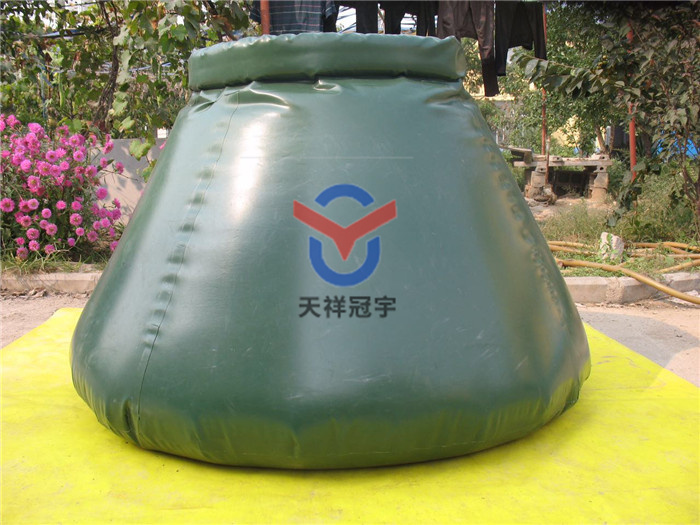 水罐、軟體水罐